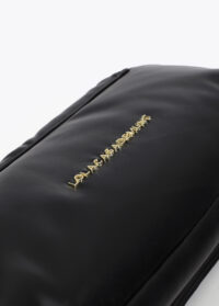 bandolera-acolchada-efecto-piel-con-tachas-redondas-xl-11