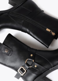bottes-a-talons-style-motard-avec-details-metalliques-3