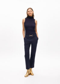 pantalon-campanita-cropped-con-detalle-joya-en-cintura