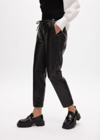 pantalons-jogger-effet-cuir-2