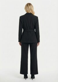 Hailuo_image_466396360756957191