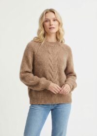 Hailuo_image_466438629174292481