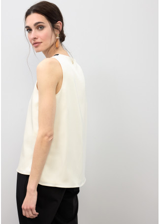 top-de-trico-com-decote-em-v (3)