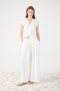 032_394_ELEH E-COM0056