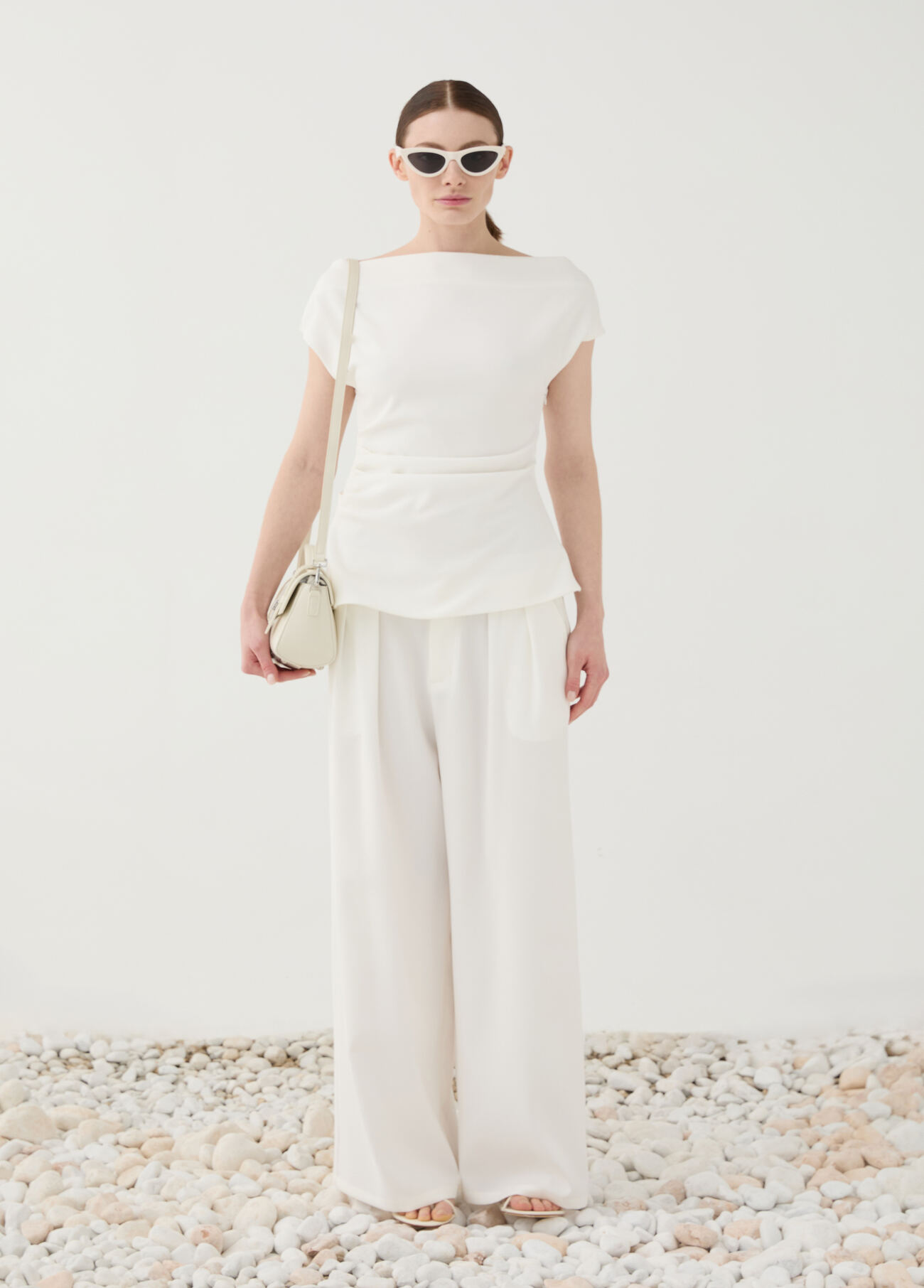 083_084_01 copia (1)