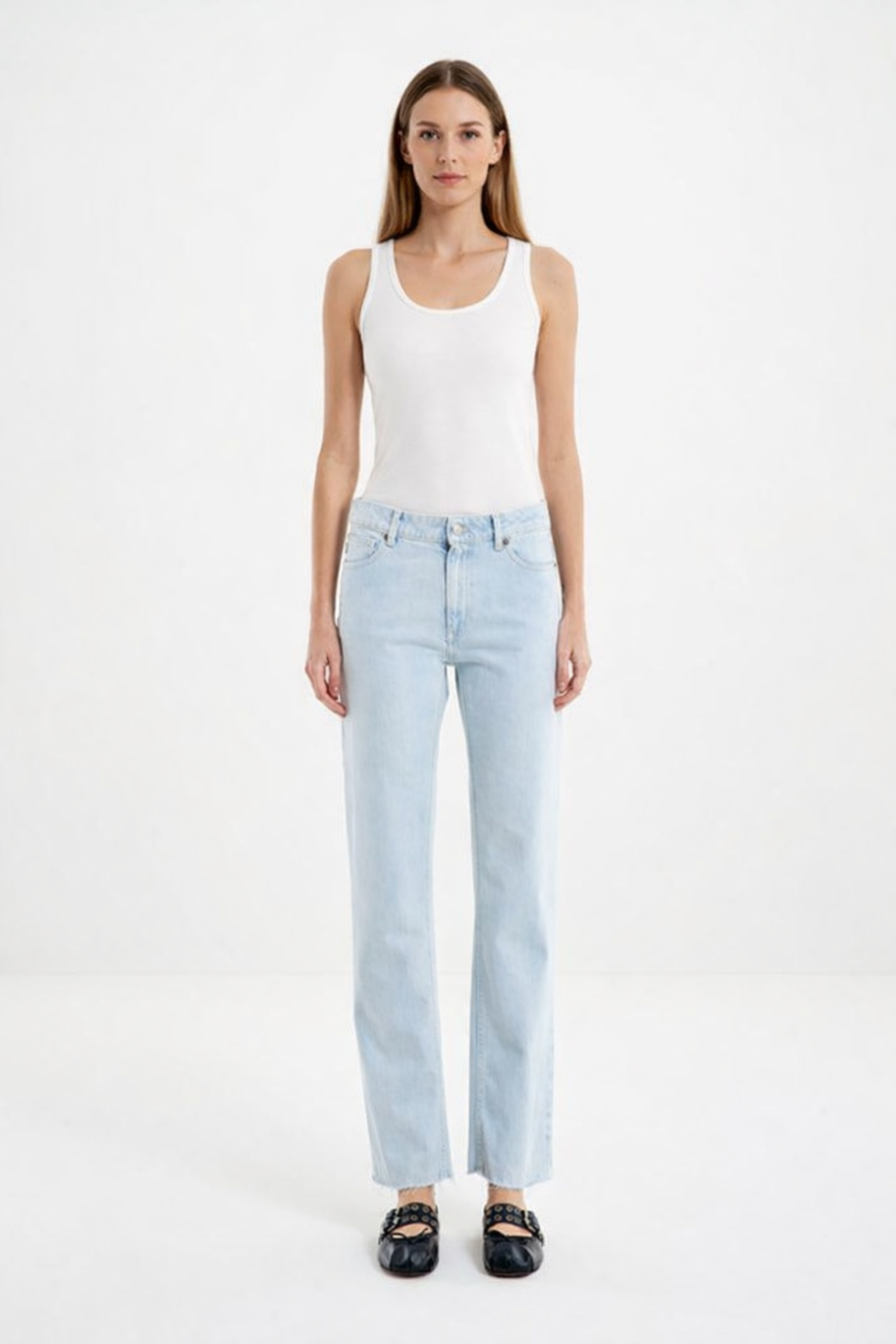 ChatGPT Image 28_02_2026, 15_35_55