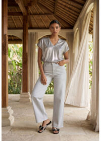 camiseta-cuello-pico-laminado (2)