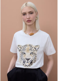 camiseta-face-de-leopardo-com-micangas