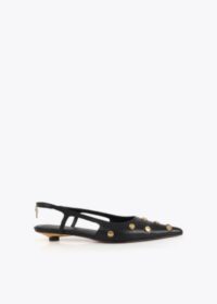 sapatos-de-salto-com-tachas1 1300