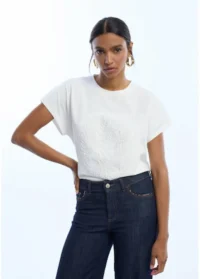 camiseta-logo-embossing (1)