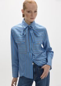 camisa-de-popelina-com-riscos-de-manga-comprida-com-laco-ajustavel (2)