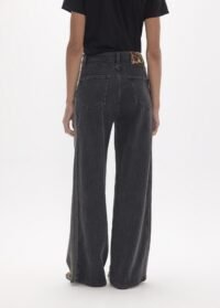 denim-longo-reto-com-lateral-bicolor-e-tachas (3)