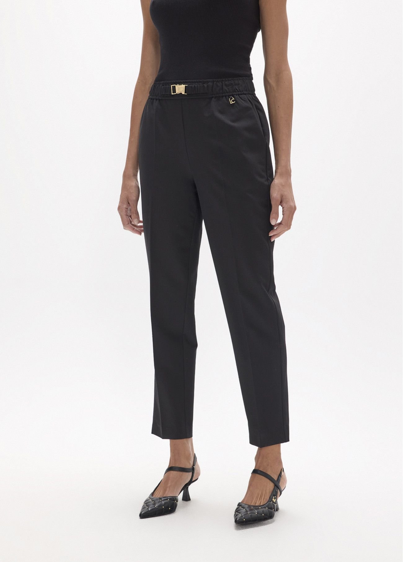 jogger-basico-com-fivela-personalizada-na-cintura (1)