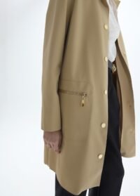 trench-coat-tecnico-corte-a-laser (3)